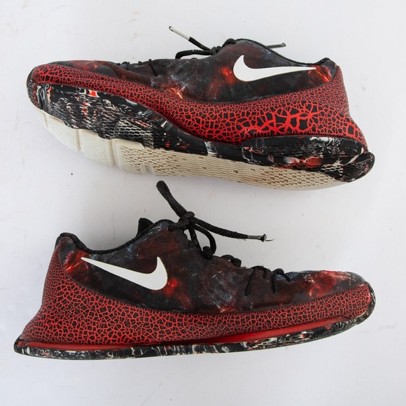 Nike KD 8 Christmas boy’s low top sneaker split design red & black graphic 7Y - Picture 13 of 16